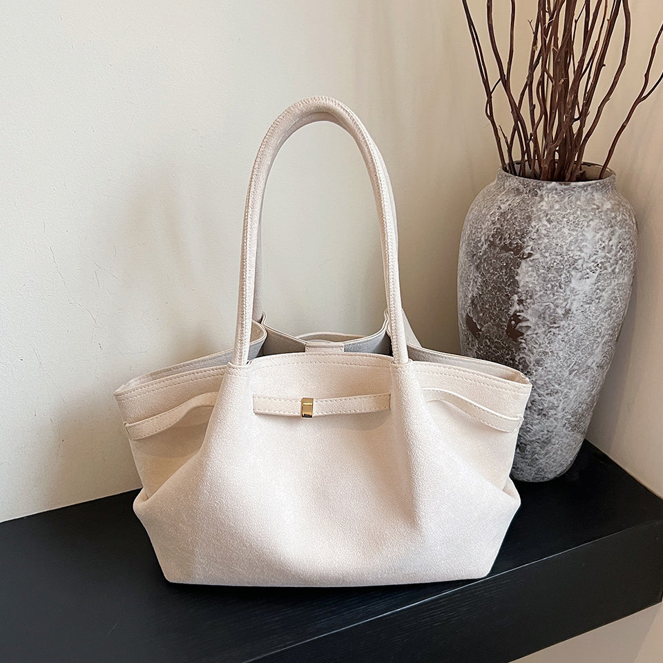Elsie Suede