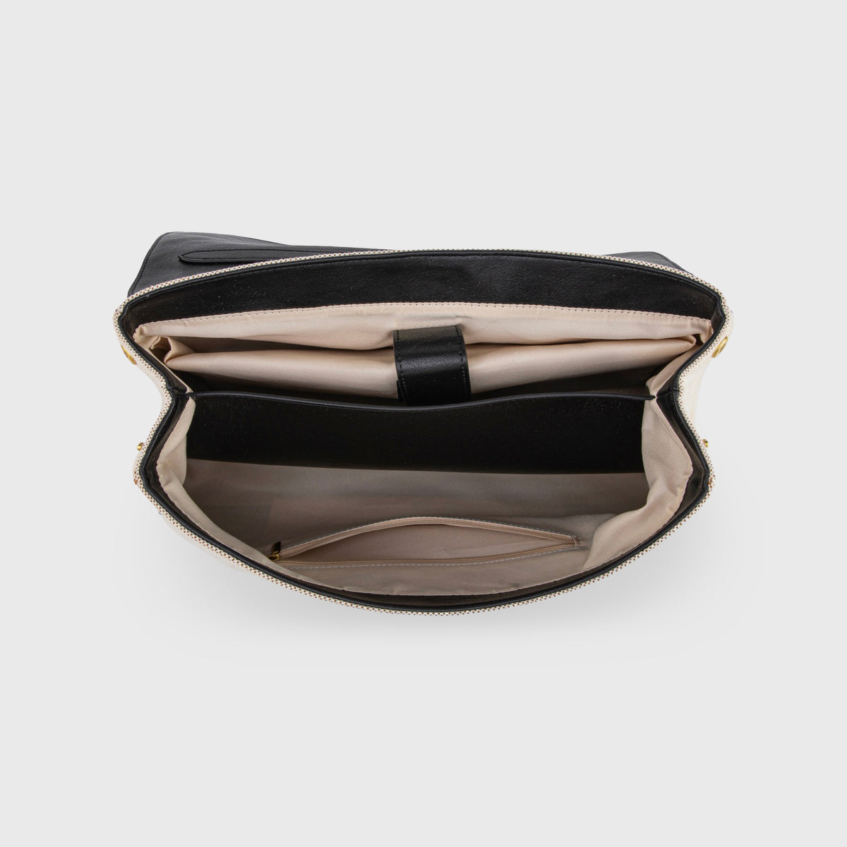 Aurelia Essential