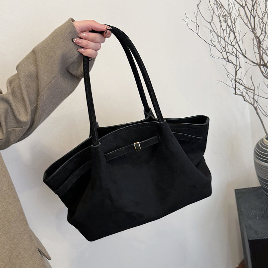 Elsie Suede