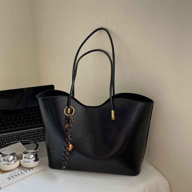 Vivienne Tote