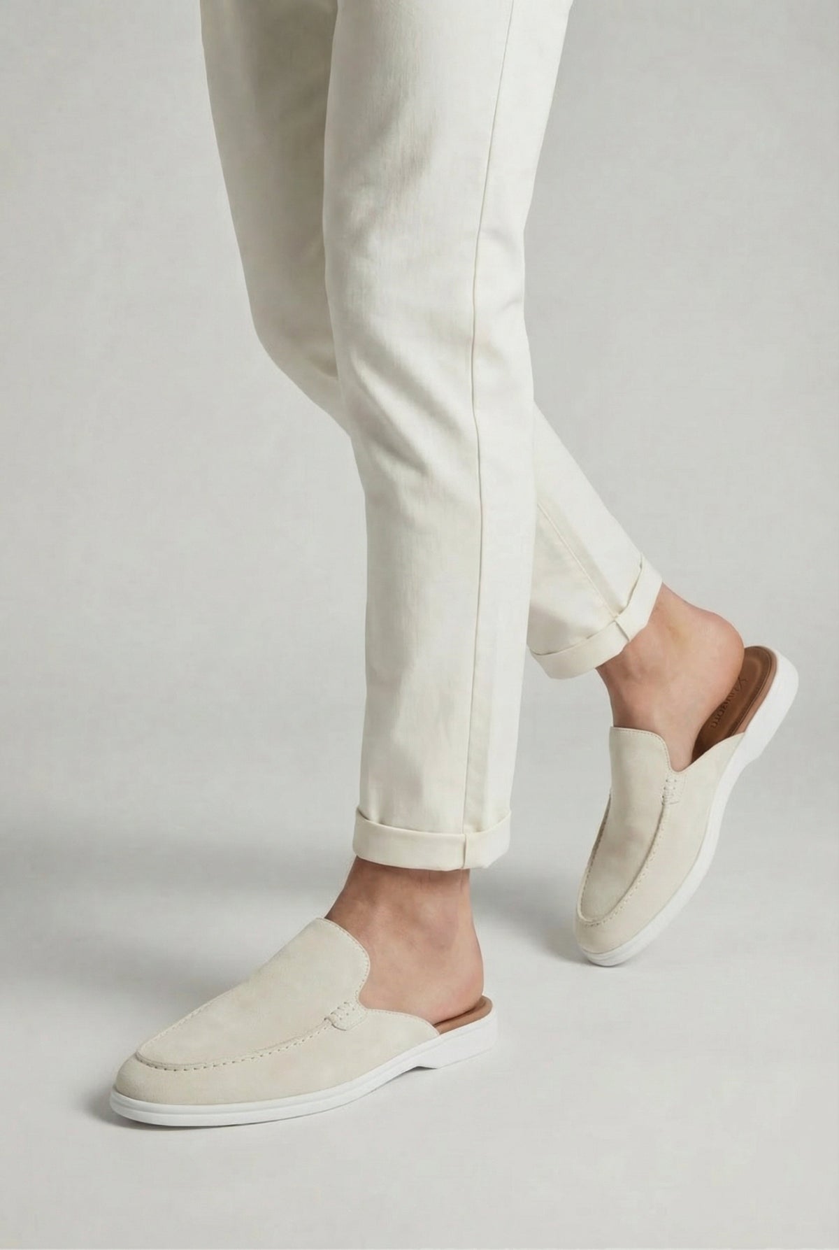 White Yacht Mule