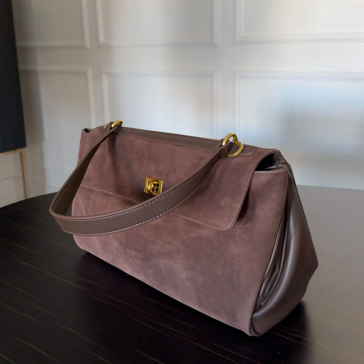 Aurelia Genuine Leather